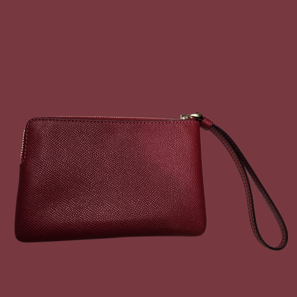 Coach Red Wristlet Clutch Like New - Picture 3 of 7